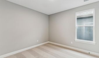 324 W Boxthorn Dr, Andover, KS 67002