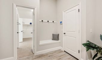 214 Shawnee Trl, Alvarado, TX 76009