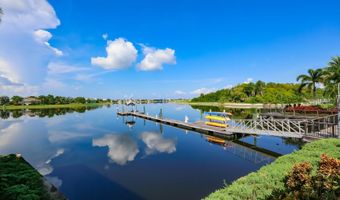 511 WINTERSIDE Dr, Apollo Beach, FL 33572