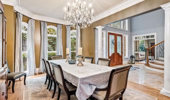 221 Allmond Ln, Alpharetta, GA 30004