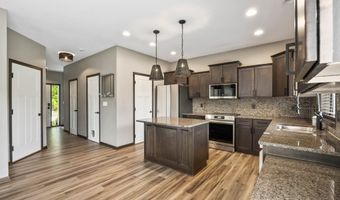 1519 NE Williamsburg Dr, Ankeny, IA 50021