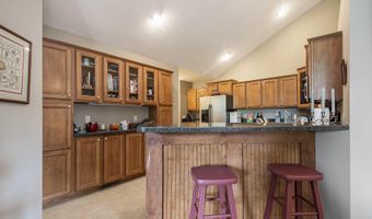 933 Bridge Crest Dr SE, Ada, MI 49301