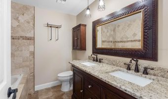 725 FLAMINGO Dr, Apollo Beach, FL 33572
