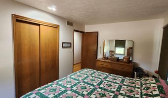 2110 Oak St, Atlantic, IA 50022