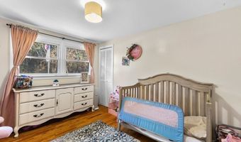 26 Algerine St, Berkley, MA 02779