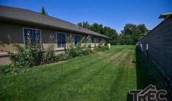 155 N 1st St W, Cowley, WY 82420