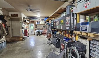 39081 Greenwood Ln, Aberdeen, SD 57401