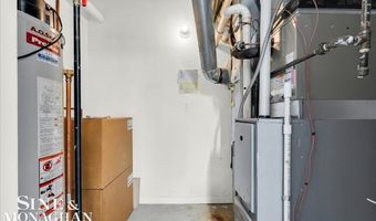 113 Roselawn St, Algonac, MI 48001
