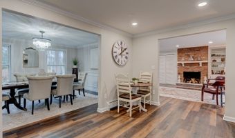 143 Juniper Dr, Avon, CT 06001