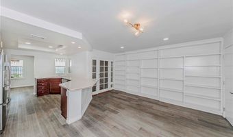 6117 E Garnet Cir, Anaheim, CA 92807