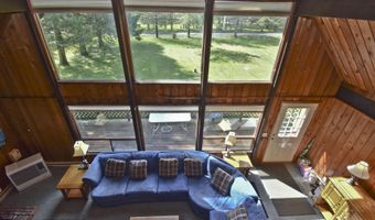 37 Lakeview Dr, Albrightsville, PA 18210