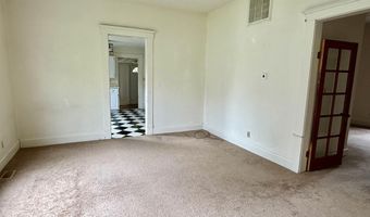 921 Lincoln Ave, Bedford, IN 47421