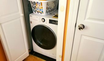 335 S Albany Rd, Albany, VT 05820