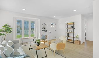 2860 Hope Ave, Carlsbad, CA 92008