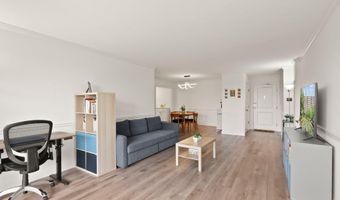 4977 BATTERY Ln 1-711, Bethesda, MD 20814