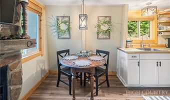 40 Hemlock Hl B, Banner Elk, NC 28604