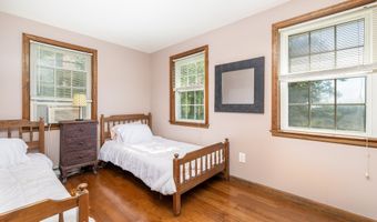 26 Skyview Ter, Bristol, CT 06010