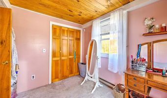 121 Jenckes Hill Rd, Lincoln, RI 02865