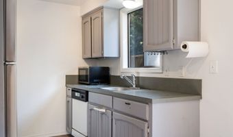 6025 SW CHERRYHILL Dr, Beaverton, OR 97008