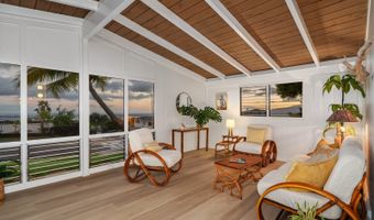 2342 Ahapule St, Pearl City, HI 96782