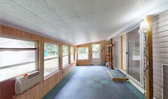 6855 Woodard Rd, Andover, OH 44003