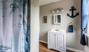 1408 Coleman Mountain Rd, Appomattox, VA 24522