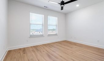 6809 SW Basswood Ave, Bentonville, AR 72713