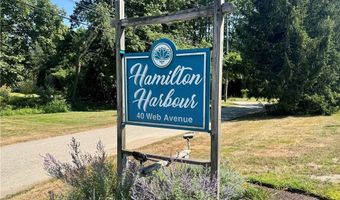 40 Web Ave 101, North Kingstown, RI 02852