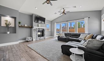 5865 Egan Crest Dr, Las Vegas, NV 89149