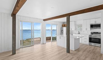 154 Shore Dr E, Amagansett, NY 11930