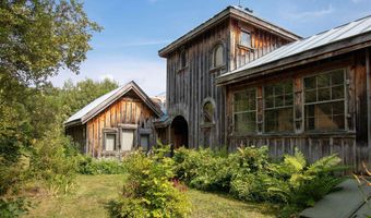 859 Whitehill Rd, Barnet, VT 05821