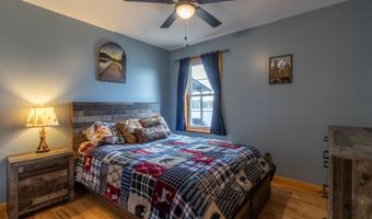 324 Lakeshore Dr, Brighton, VT 05846