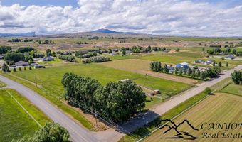 5 Longhorn Dr, Cody, WY 82414