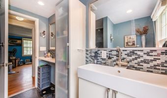 10 Cedar Wax Wing Rd, Allamuchy Twp., NJ 07840