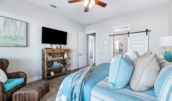 1009 Fiji Dr, Rockport, TX 78382