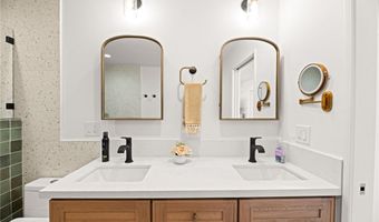 256 Juniper Ave B6, Carlsbad, CA 92008