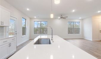 3 Heywood Ln, Bella Vista, AR 72714