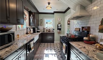 1214 Chestnut Dr, Ashtabula, OH 44004