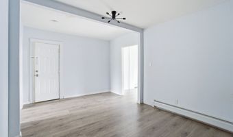 13 COTTAGE St, Bayonne, NJ 07002