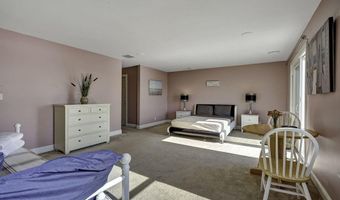 2140 W Riverside Dr, Atlantic City, NJ 08401