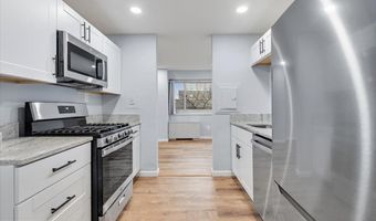 4520 KING St 601, Alexandria, VA 22302