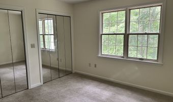 55 Founders Vlg 55, Clinton, CT 06413