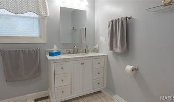 1871 Ridgeway Dr, Arnold, MO 63010