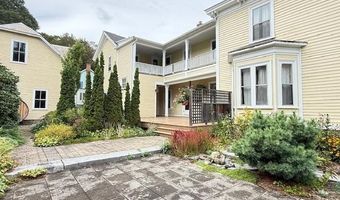 58 Oak St, Brattleboro, VT 05301