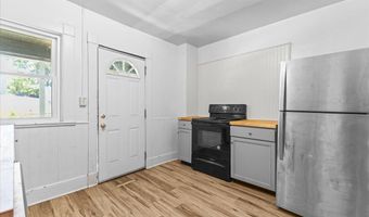 21 Hyde St 1, Burlington, VT 05401