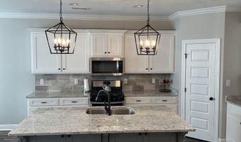 15100 Blackburn Rd, Athens, AL 35611