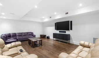 20 Devonshire Ln, Amagansett, NY 11930