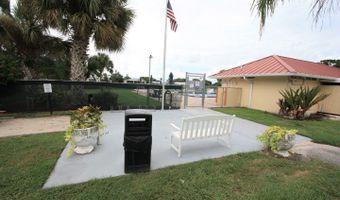 1082 Parkway Ln, Barefoot Bay, FL 32976