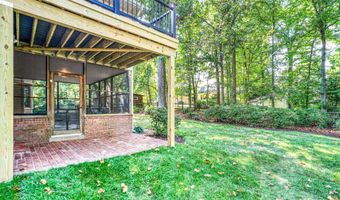 8402 CAMDEN St, Alexandria, VA 22308