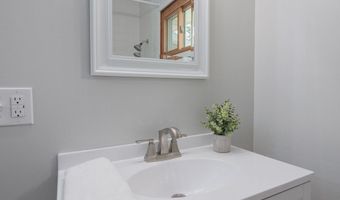 34 W Clearview Dr, Athens, OH 45701